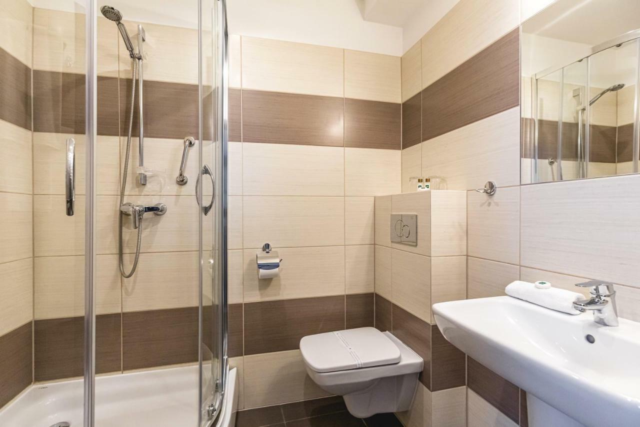 Hotel Gromada Arka Lux Koszalin Bagian luar foto